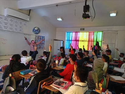 Llevan pláticas de concientización del agua a primaria de Lerdo