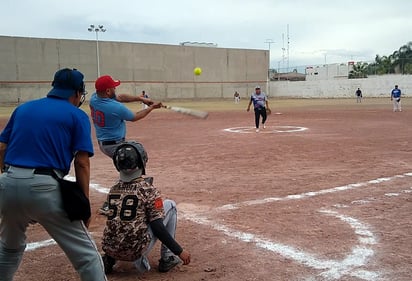 Cerrados juegos en la Liga de Softbol Francisco Ramírez López