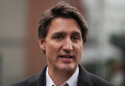 El primer ministro canadiense Justin Trudeau hace declaraciones el domingo 22 de enero de 2023, en Vancouver, Canadá. (Darryl Dyck/The Canadian Press vía AP, archivo)