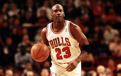 Michael Jordan, mejor basquetbolista de la historia, celebra 60 años de edad