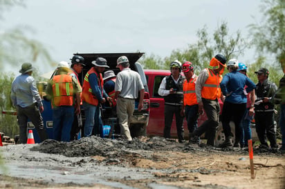 AMLO detalló que se tiene planeado hacer el rescate en diciembre de este año. (ARCHIVO)