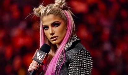 Alexa Bliss, luchadora de la WWE, fue diagnosticada con cáncer en la piel