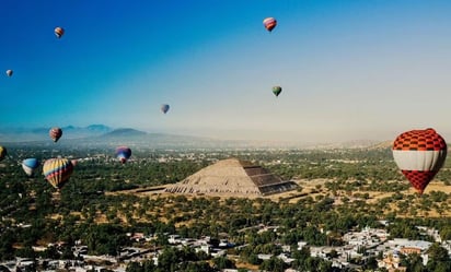 El globo aerostático es una aeronave tripulada no dirigible, compuesta por una gran bolsa que encierra una masa de aire caliente. (EL UNIVERSAL)