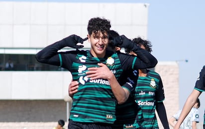 El albiverde Luis Ángel Gómez, vio acción con el equipo nacional.
