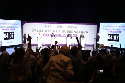 El teatro Nazas fue escenario para el primer debate entre los cuatro candidatos a la gubernatura organizado por el IEC. (VYRON INFANTE)