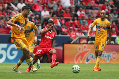 Tigres avanzó a semifinales a pesar de caer ante Toluca en el Nemesio Diez