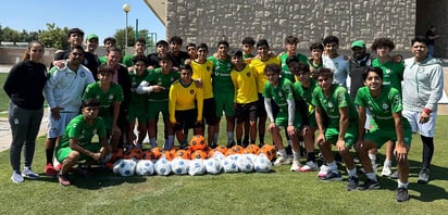 Santos Laguna Sub-16 se motivan previo a semifinales