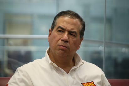 Ricardo Mejía Berdeja, quien fue postulado por el PT, reafirmó que sigue en la contienda electoral por la gubernatura de Coahuila. (ARCHIVO)