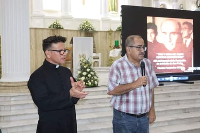 Se presentó un documental sobre el padre Marrero, quien fue uno de los impulsores de la construcción de la iglesia de San Pedro. (EL SIGLO DE TORREÓN)