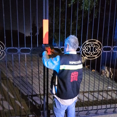 El pasado sábado se clausuró una fiesta clandestina en Torreón, debido a que se identificó a 150 menores consumiendo alcohol.