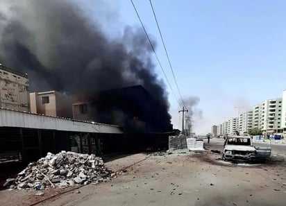 Una fuerza del Ejército logró llegar por primera vez a un barrio que conecta Um Durman con Jartum Norte, que ha estado controlado hasta ahora por las FAR. (EFE)