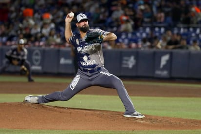 Joe Van Meter cargó con la derrota al permitir cuatro carreras limpias en cinco entradas y un tercio de labor frente a Sultanes.