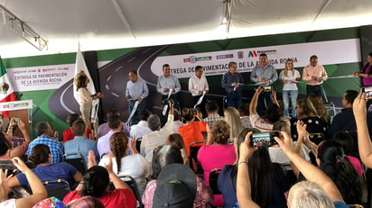 Para el corte del listón se organizó un evento encabezado por el gobernador Miguel Riquelme.  (MARY VÁZQUEZ) 
