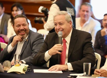 Chema Fraustro asistió a la VIII Sesión de la ACCM en Puebla, donde dijo que Saltillo destaca en puntos importantes como seguridad pública.