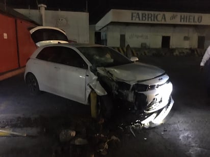 Se reportó un accidente el cual involucraba a dos motociclistas y un vehículo sobre el bulevar Venustiano Carranza.