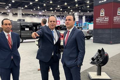 El secretario de Economía, Claudio Bres Garza, quien acompaña a Jiménez Salinas, indicó que en el Show Automotriz 2023 se llevará a cabo la presentación de los nuevos vehículos 2024.