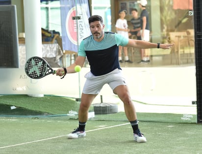 Alejandro Martínez ganó la Tercera Varonil junto a José Peressini, al derrotar en la final a Pablo Jorge Ramos y Luis Arturo.