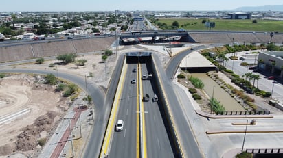 Se está dando el flujo continuo en el Paso Vial Villa Florida aunque haya fila, dicen autoridades.