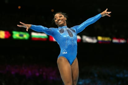 La estadounidense Simone Biles se convirtió en la gimnasta más condecorada de la historia, llegó a 32 medallas en Mundiales y Juegos Olímpicos.