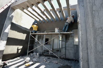 Chema Fraustro precisó que los Centros de las colonias Virreyes y Valle de las Aves ya están en la última fase de construcción.