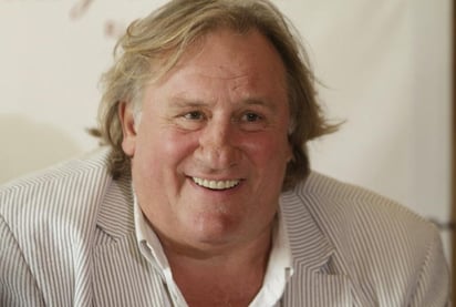 La actriz francesa Hélène Darras ha denunciado por agresión sexual al actor Gérard Depardieu, quien además de haber sido señalado este año públicamente por una quincena de mujeres por sus comportamientos sexuales inapropiados, contaba ya con una denuncia por violación de 2018.