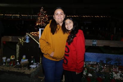 Lucy Rodríguez y Kennia Emiliano.