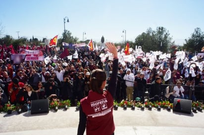 Claudia Sheinbaum estuvo de visita en Coahuila presentando su visión para el 2024, un año que, según sus palabras, será histórico al marcar la construcción del 'segundo piso de la Cuarta Transformación', proyectado para dar continuidad al legado de AMLO.