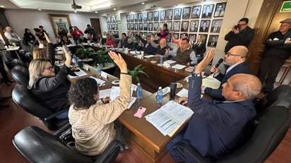 Los regidores por el PAN Carlos Herrera y Rocío Pizaña señalaron que los números fueron positivos. (EL SIGLO DE TORREÓN)