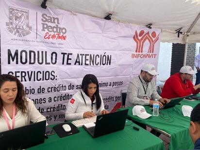 Una gran asistencia registró el módulo de atención del Infonavit, el cual se instaló en la plaza Solidaridad, de la Presidencia Municipal de San Pedro.