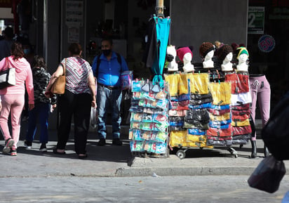 Aumento en días de aguinaldo puede provocar que más empresas migren a la informalidad, señaló la Canaco.