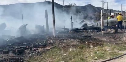 Incendio de tejabanes. (EL SIGLO DE TORREÓN)