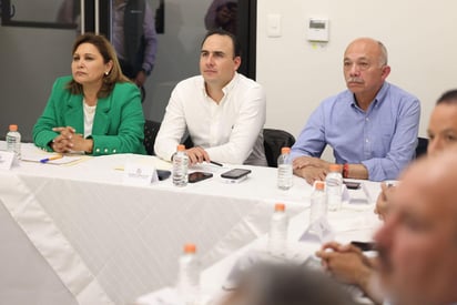 Participa Manolo Jiménez en reunión de evaluación tras la intensa granizada en Sabinas la semana pasada