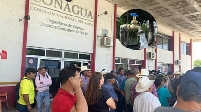 Protestas en Conagua. (FABIOLA P. CANEDO)