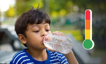 Hidratación en niños ¿cuánta agua deben tomar?