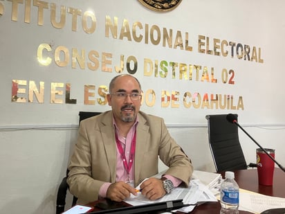 Carlos García.