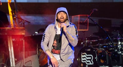 Eminem ahora hace 'magia'