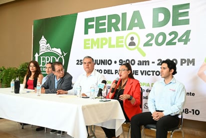 Ayuntamiento de Lerdo lleva a cabo el anuncio oficial de la ´Feria del Empleo 2024´. (DIANA GONZÁLEZ)