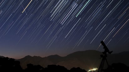 Lluvia de estrellas Perseidas (ESPECIAL)