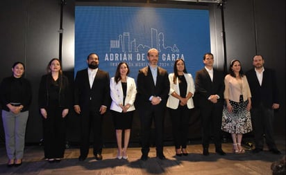 Alcalde electo de Monterrey presenta al equipo de transición