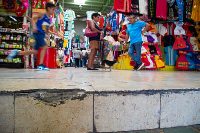 Urge atención en el Mercado Juárez de Torreón tras lluvias