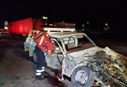 Muere un joven tras impacto contra un trailer en Ramos Arizpe