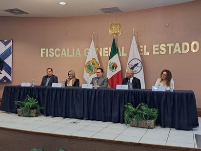 Entrega Fiscalía de Coahuila reconocimientos a servidores públicos