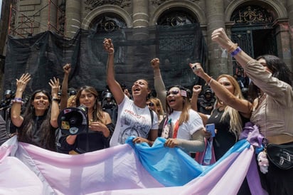 Aprueban Ley Paola Buenrostro para tipificar el transfeminicidio