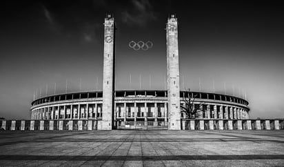 Estadio Olímpico de Berlín en 1936, diseñado por Werner y Walter March. Imagen:  Andrew Newman Photography.