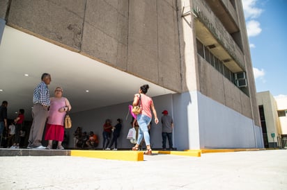 Unidad Médica de Alta Especialidad (UMAE) No. 71 del Instituto Mexicano del Seguro Social (IMSS) de Torreón. (ENRIQUE CASTRUITA)