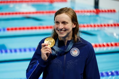 Katie Ledecky se convierte en la nadadora con más medallas de oro en la historia de los Juegos Olímpicos