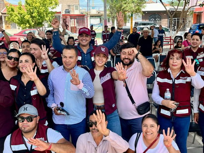 Betzabé Martínez participa en asamblea informativa sobre reformas