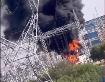 Incendio en termoeléctrica de Nava. (ESPECIAL)