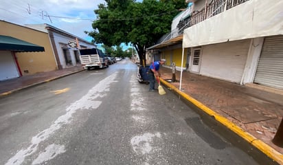 Autoridades hacen llamado a no tirar basura en la calle ante lluvias en Lerdo