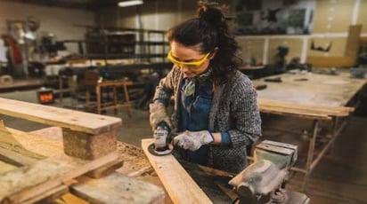 Así puedes inscribirte a los talleres de carpintería y electrónica para mujeres en Gómez Palacio